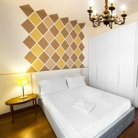 Apartment Centre *
